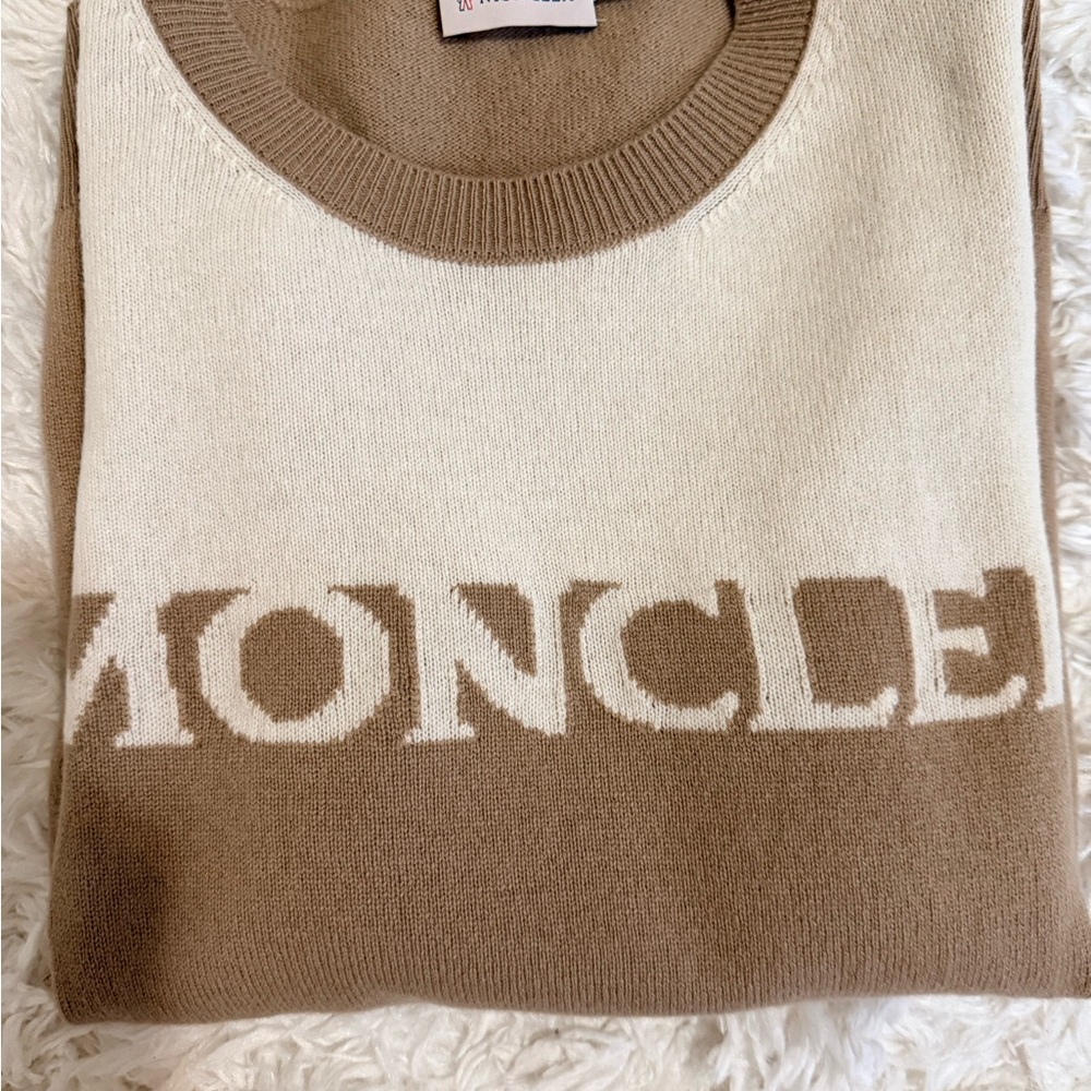 Moncler Tan and Cream Knitwear sweater super soft nwot xs